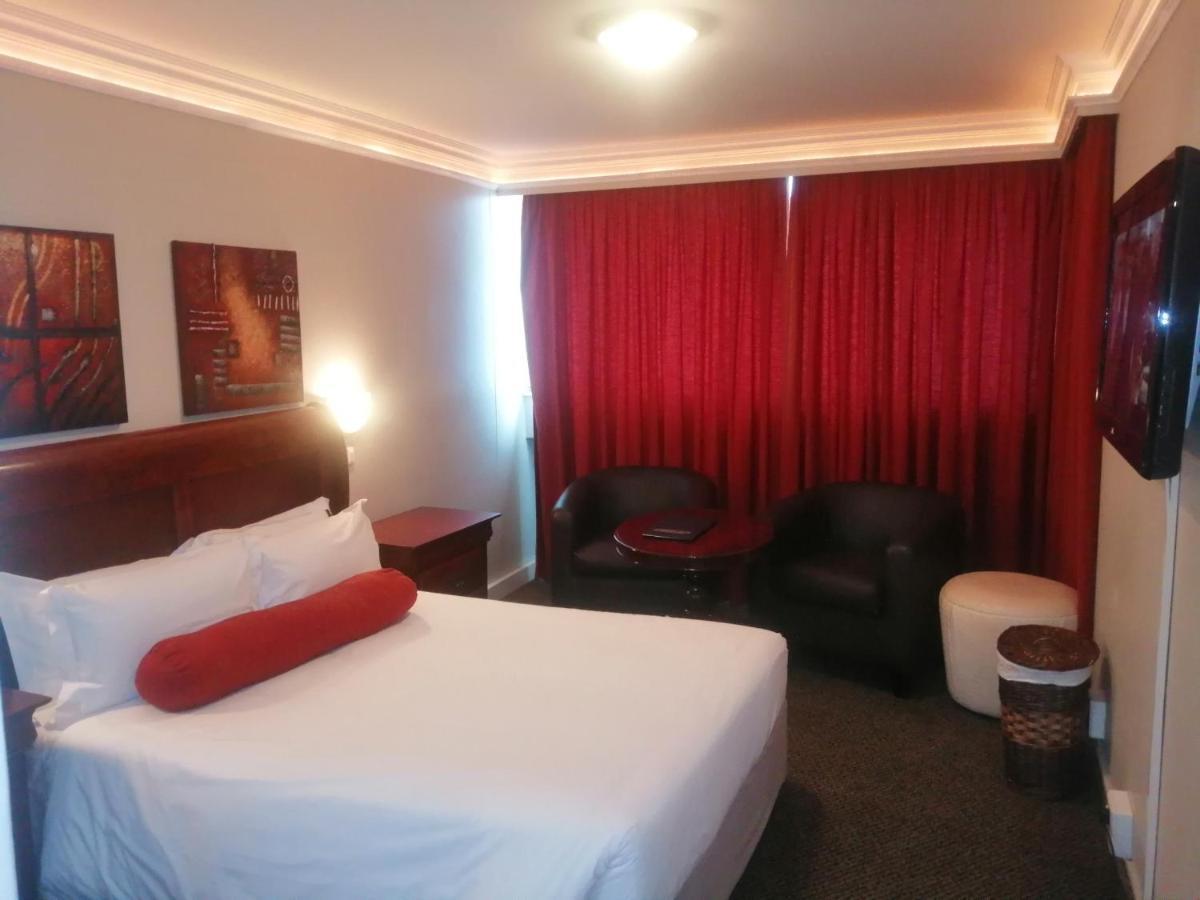La Mercy Beach Hotel Luaran gambar