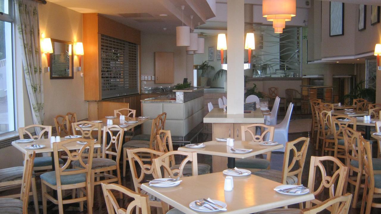 La Mercy Beach Hotel Luaran gambar
